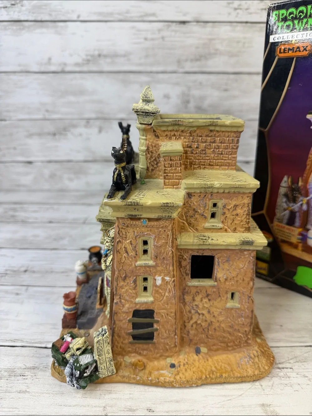 AS IS Lemax “CURSED TOMB” Spooky Town read description